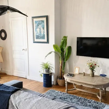 아파트 Boheme Et Chaleureux Premier Etage Neuvic (Dordogne)