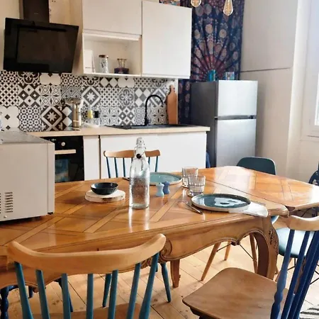Boheme Et Chaleureux Premier Etage Neuvic (Dordogne)