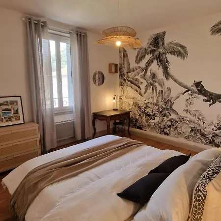 Boheme Et Chaleureux Premier Etage 아파트