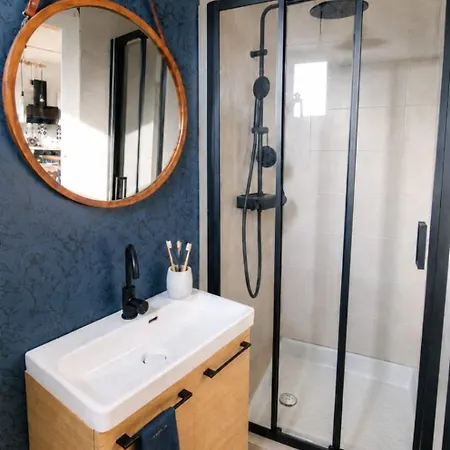 Boheme Et Chaleureux Premier Etage 아파트